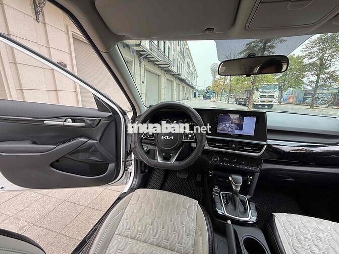 Kia Sonet 2022 Luxury 1.5 AT - 52685 km