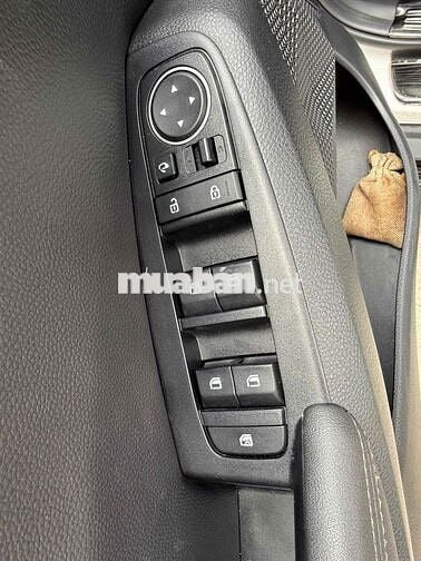 Kia Sonet 2022 Luxury 1.5 AT - 52685 km