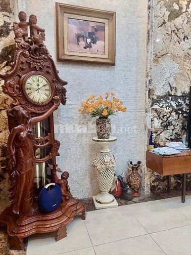 Hiếm! Nhà Lê Trọng Tấn 100m² - MT 4.6m - Ô tô vào nhà- Dân trí cao 