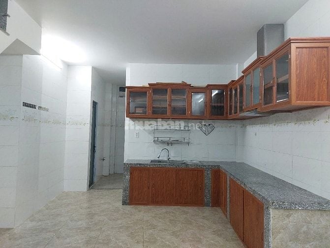 Cho Thuê Nhà Giáp Quận 1, Vinhomes, Saigon Pear, gần chợ,  trường học 
