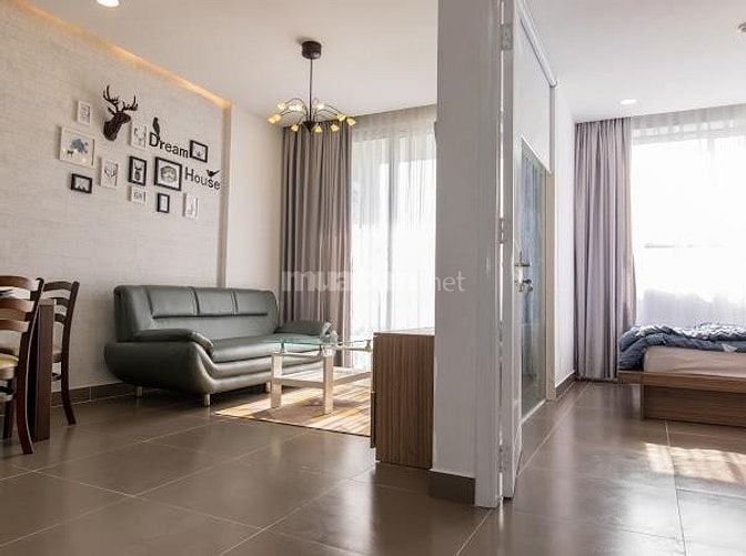 Bán căn hộ chung cư Nguyễn Kim, Quận 10, 60m2, 2pn, 2wc, có sổ hồng.