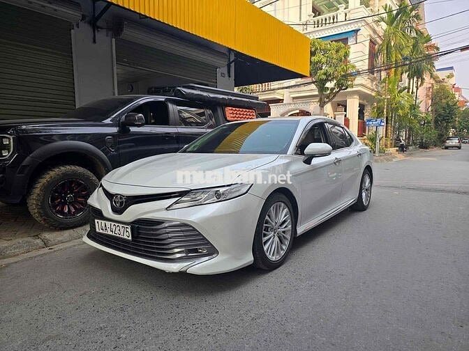 Toyota Camry 2019 2.5Q - 48000 km
