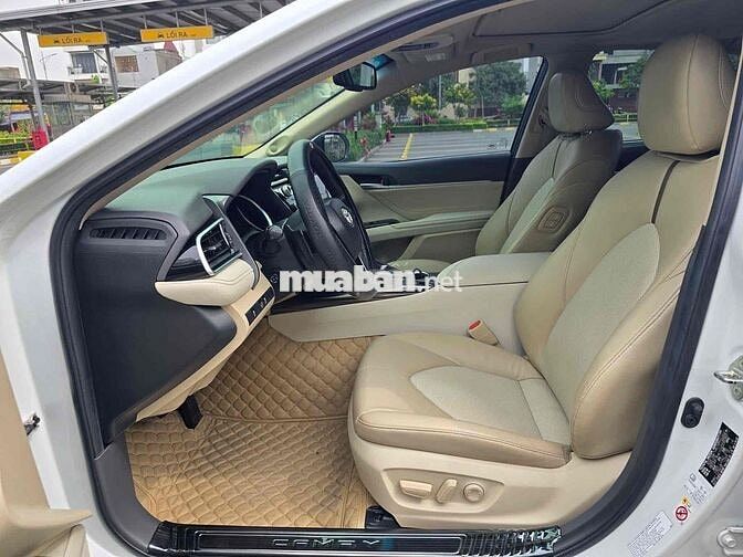 Toyota Camry 2019 2.5Q - 48000 km