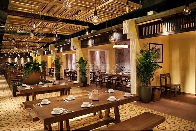 Cho thuê biệt thự lô góc cực hiếm tại tp giao lưu gần chân đế chung cư