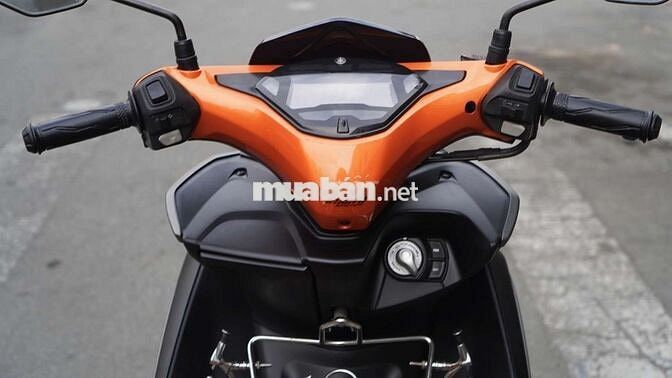 Yamaha NVX 155 ABS Smartkey - Xám Đen Cam