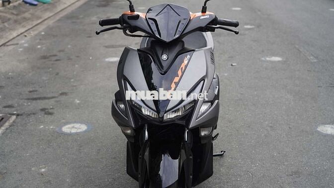 Yamaha NVX 155 ABS Smartkey - Xám Đen Cam