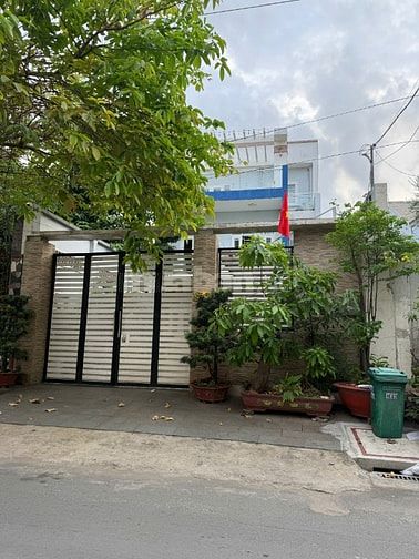 Cần chuyển nhượng nhà mặt tiền đường Nguyễn Tuyển, Bình Trưng Tây