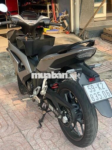 Cần bán xe winner x v3