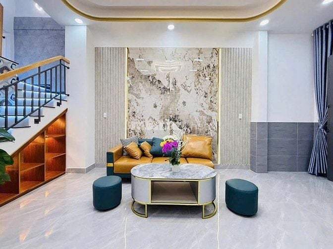 BÁN GẤP! Nhà hẻm ô tô 5m ngay Hoàng Hoa Thám. DT 52m2 (4x12,8), 2 tầng