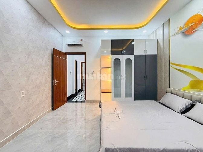 BÁN GẤP! Nhà hẻm ô tô 5m ngay Hoàng Hoa Thám. DT 52m2 (4x12,8), 2 tầng
