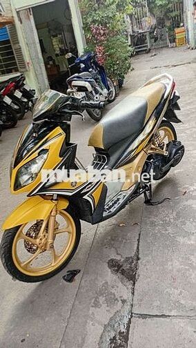 Nouvo 4 sạch đẹp,máy zin,có cà vẹt bstp.