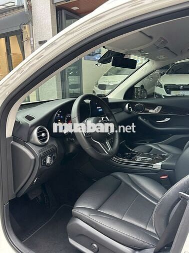 Mercedes Benz GLC 2021 200 - 70000 km 1 chủ từ đầu