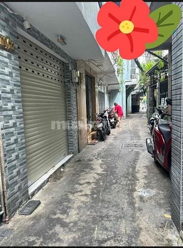 Bán nhà Nhỏ 2 tầng ngay trung tâm Phường 4, Tân Bình,  2.5 tỷ
