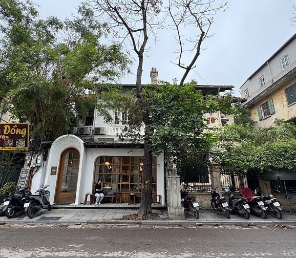 Bán nhà mặt phố Hàn Thuyên cực đẹp, 291m2, mặt tiền 12m chỉ 135 tỷ
