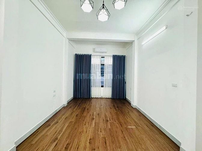 BÁN NHÀ PHÂN LÔ NGUYỄN XIỂN Ô TÔ KINH DOANH-S:30m,4T giá nhỉnh 8tỷ