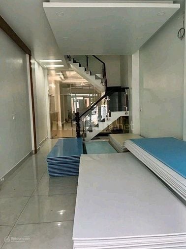Cho thuê nhà mặt tiền 11a Bình Giã, Phường 13, tân bình, TP.HCM