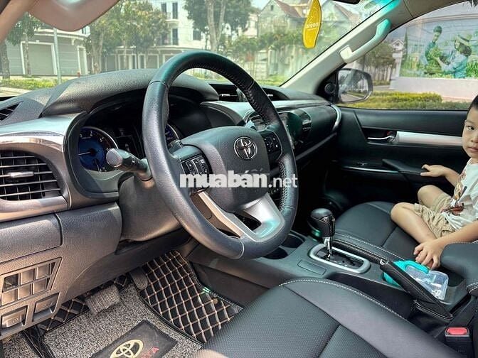 Toyota Hilux 2019 2.8G 4×4 AT - 150000 km