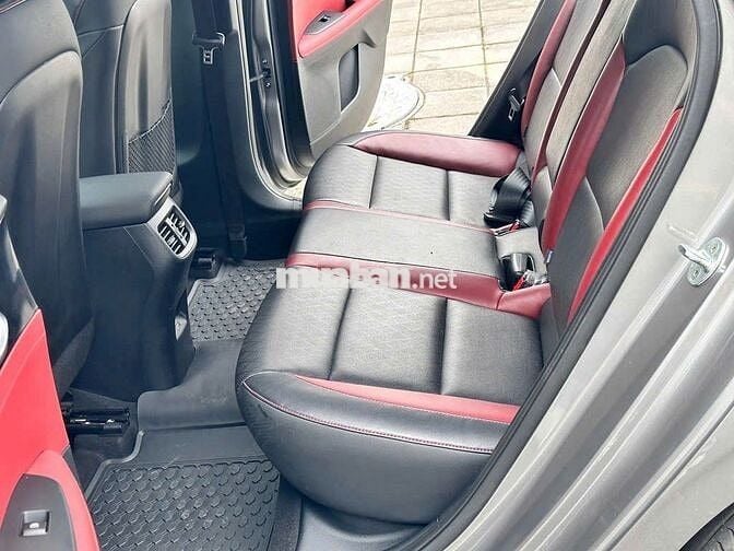 Kia K3 2022 Premium 1.6 AT - 29000 km