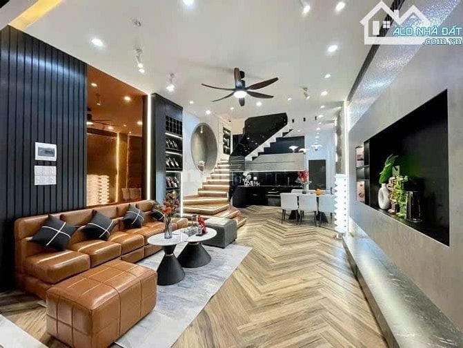 Chủ nhà ký gởi bán căn nhà Đường Hoa Lan, P7, Phú Nhuận. 4,850 tỷ|48m2