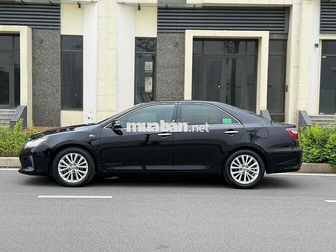 Toyota Camry 2015 2.5G