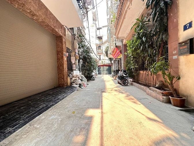 Bán nhà Đường Láng, Ngõ oto, 6 tầng Thang máy, Kinh Doanh, 15,6 Tỷ