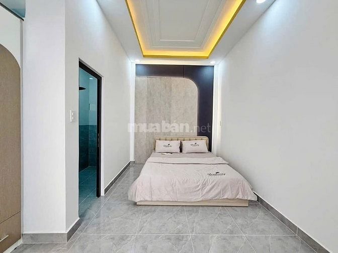 Đi nước ngoài định cư bán gấp nhà ở đường Thạch Thị Thanh, phường Tân 