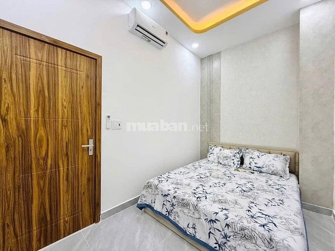Đi nước ngoài định cư bán gấp nhà ở đường Thạch Thị Thanh, phường Tân 