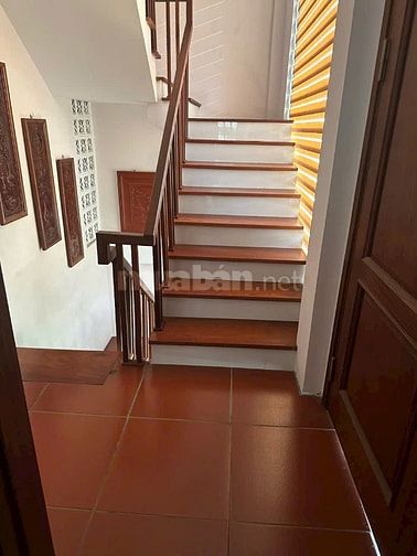 Nhà đẹp, mua nhanh mới kịp, vị trí đẹp