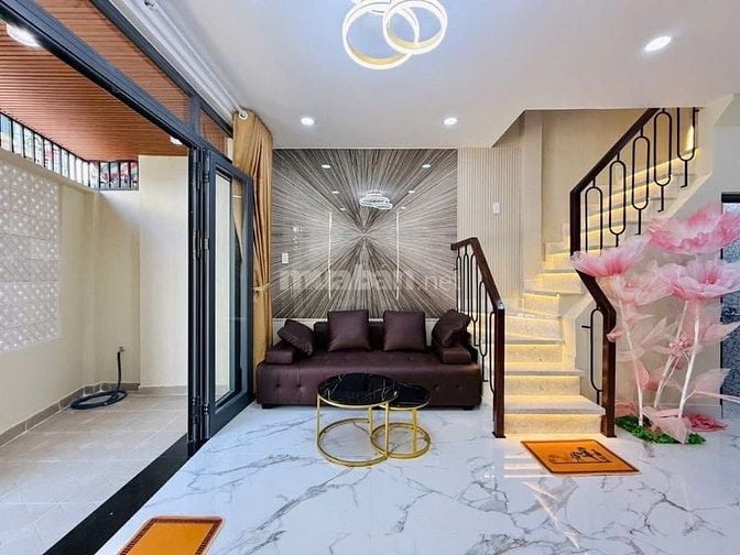 Sát chợ Tân Thành, chủ gửi căn Dương Tử Giang 48m2, giá 1tỷ860, SHR