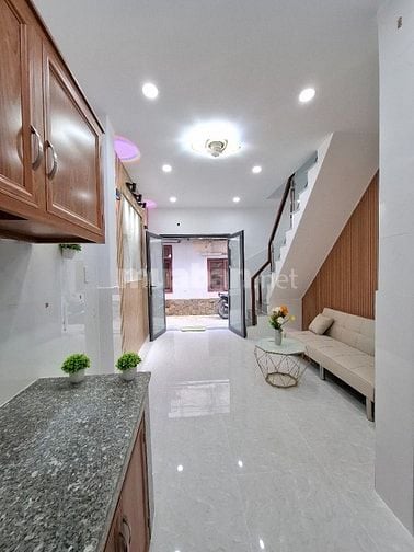 Chính Chủ Bán Nhà Dt: 56m2 Đúc 1 Lầu 4PN 4WC