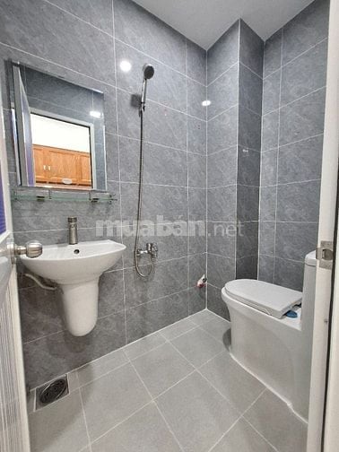 Chính Chủ Bán Nhà Dt: 56m2 Đúc 1 Lầu 4PN 4WC
