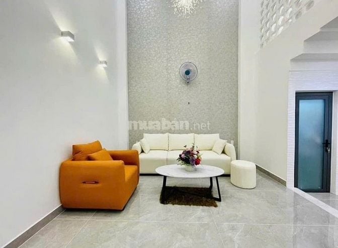 Cô Hiền đang cần bán gấp nhà Yên Thế P2 - Tân Bình, Giá Siêu Tốt 
