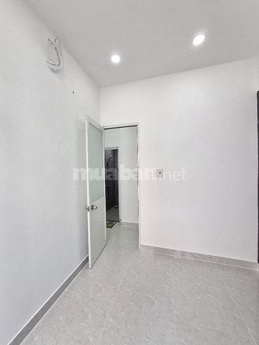 Chính Chủ Bán Nhà Dt: 56m2 Đúc 1 Lầu 4PN 4WC
