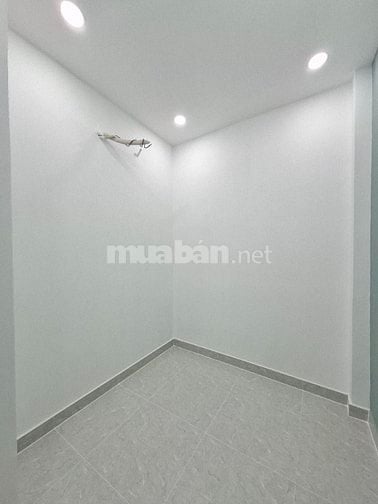 Chính Chủ Bán Nhà Dt: 56m2 Đúc 1 Lầu 4PN 4WC