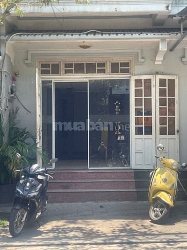 Cho Thuê Diện tích: 40m2 ngang 4,5m  nhà ngay trung tâm