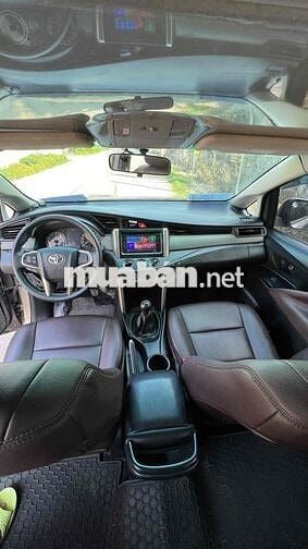 Toyota Innova 2018 2.0E - 95000 km
