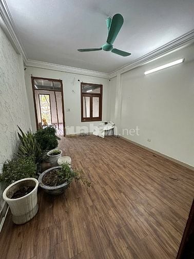 Cho thuê nhà 5 tầng ngõ 203 Hoàng Quốc Việt, Nghĩa Đô, Cầu Giấy