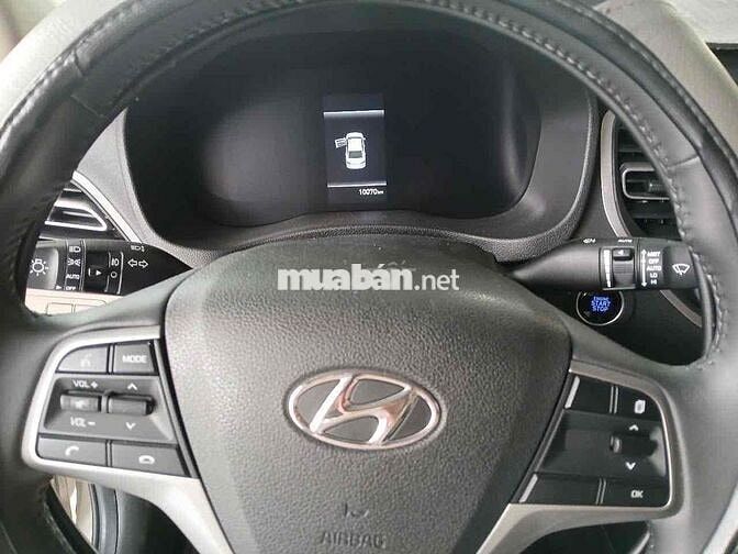 Hyundai Accent 2023 1.4 AT - 10000 km