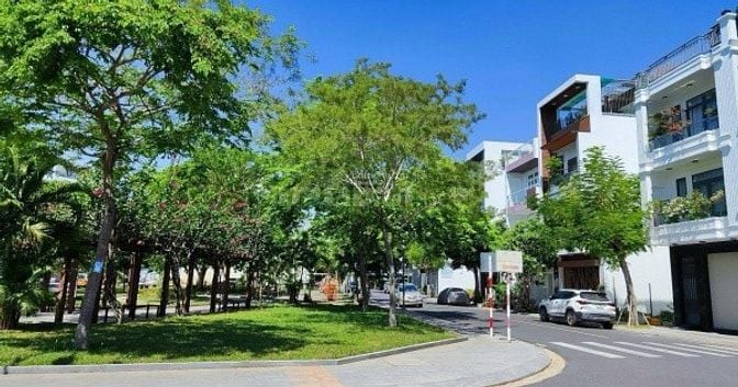 MB vị trí đắc địa mặt đường Võ Văn Kiệt sông Quán Trường vỉa hè 