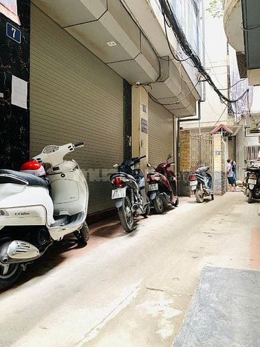 Bán Nhà Bạch Mai-Đầu Phố Huê-Ngõ Nông Rộng-Lô Góc-50m/5Tầng-Hơn 10Tỷ