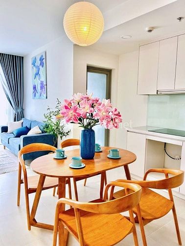 CHO THUÊ 2PN URBAN GREEN NỘI THẤT XỊN, VIEW LANDMARK TẦNG CAO