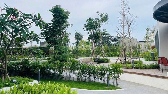 CHO THUÊ 2PN URBAN GREEN NỘI THẤT XỊN, VIEW LANDMARK TẦNG CAO