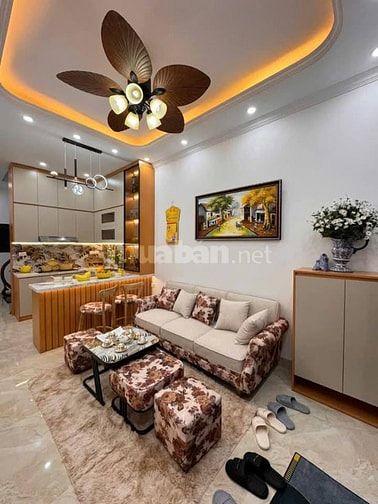 Nhà Đẹp Gần Đường Ô TÔ Hoàng Mai 25m, 5 tầng, mt 3.2m, giá 5.8 tỷ.