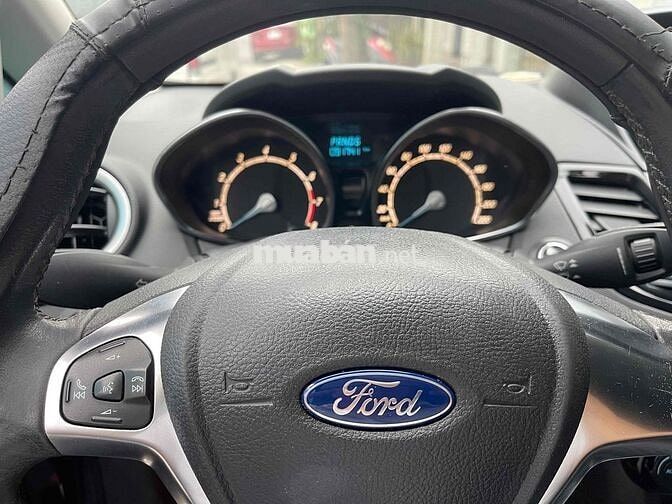 Ford Fiesta 2016 1.5 AT Titanium - 91000 km