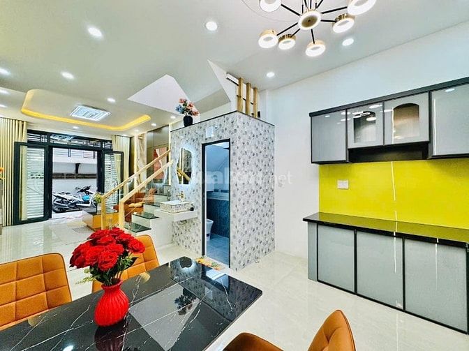 Cực hot! Bán nhà hẻm DT 54m2 Nguyễn Văn Thủ – Gần chợ Tân Định, Q1