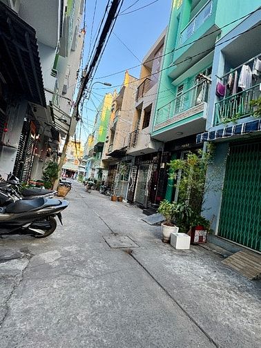 BÁN NHÀ 1/ THÁI PHIÊN, Q 11 – 50M2 – 3 TẦNG. - HẺM 6M -  GIÁ 10,8 TỶ