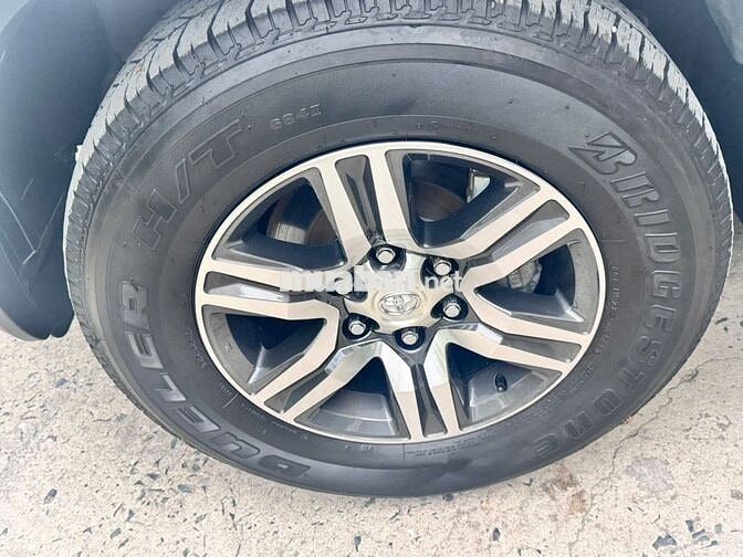 Toyota Fortuner 2020 2.7V 4x2 AT - 68000 km