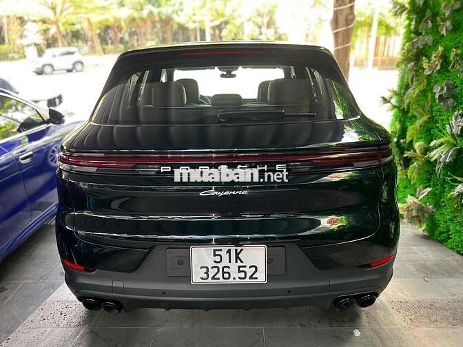 Bán chiếc Porsche Cayenne 2023 3.0 V6 - 8000 km