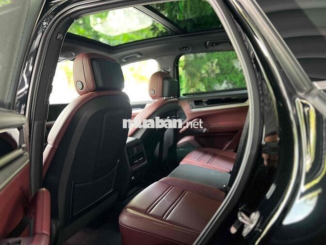 Bán chiếc Porsche Cayenne 2023 3.0 V6 - 8000 km