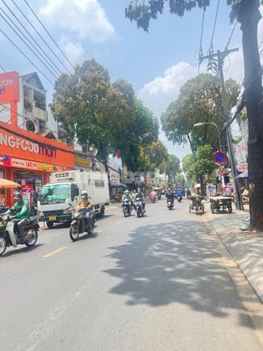 Bán nhà mặt tiền Lê Văn Thọ, kinh doanh buôn bán sầm uất, ngang 7x20m